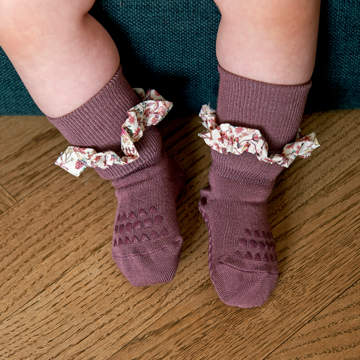 Rutschfeste Socken Bamboo / Liberty "Sand" - Tutuu&Me